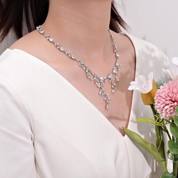 🆕Women Silver Necklaces Dangle Earrings Teardrop Pendant Crystal Jewelry Set - Picture 7 of 8